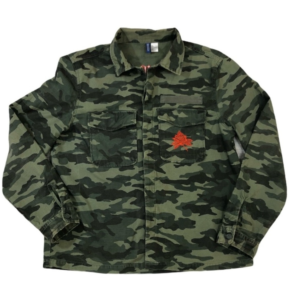 H&M Divided Embroidered Camo Shirt Jacket